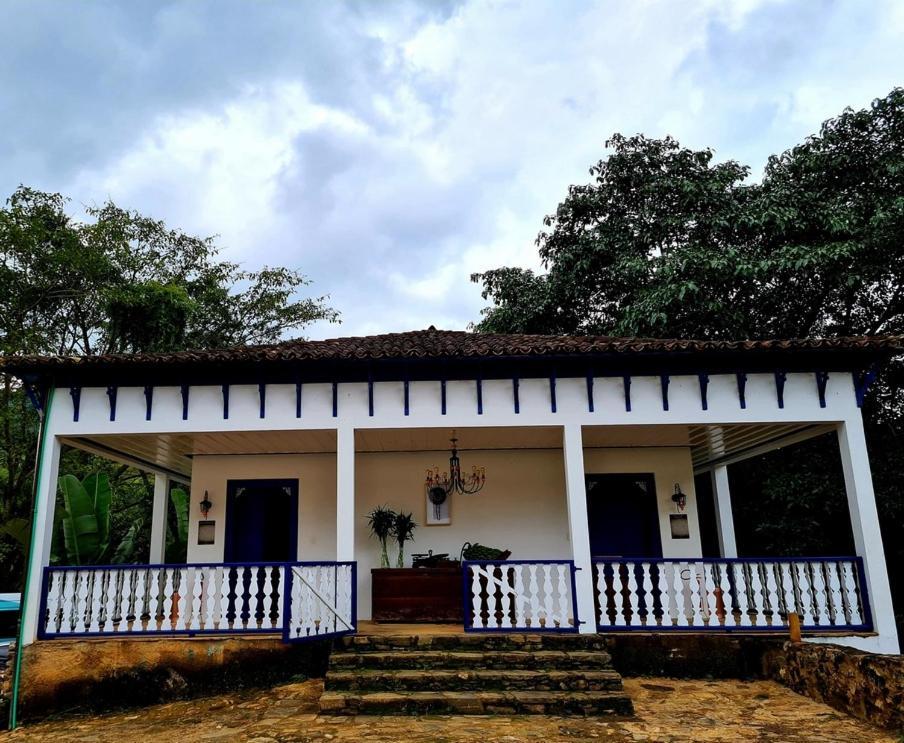 Hotel Fazenda Paciencia Santana dos Montes Exterior foto